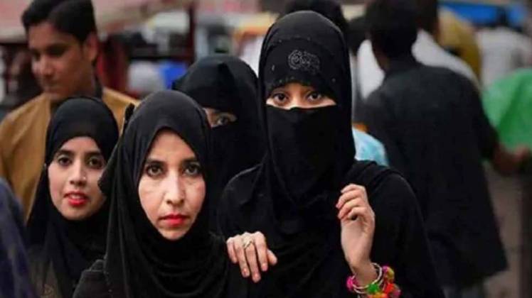 तीन तलाक बिल राज्यसभा से पास (फाइल फोटो)