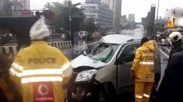 सड़क हादसे में एक की मौत (Photo-ANI Twitter)