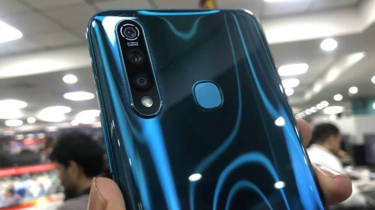Vivo Z1 Pro