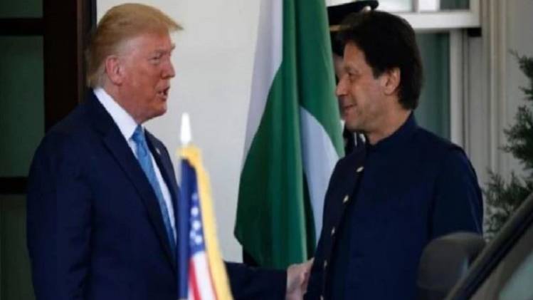 डोनाल्ड ट्रंप के साथ इमरान खान (फाइल फोटो)