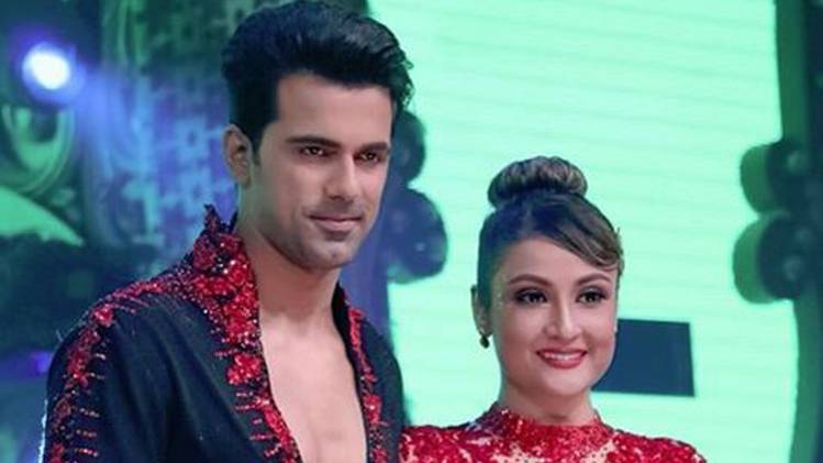 उर्वशी ढोलकिया-अनुज सचदेवा