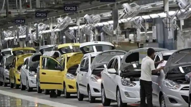 लगातार 9वें महीने बिक्री में गिरावट