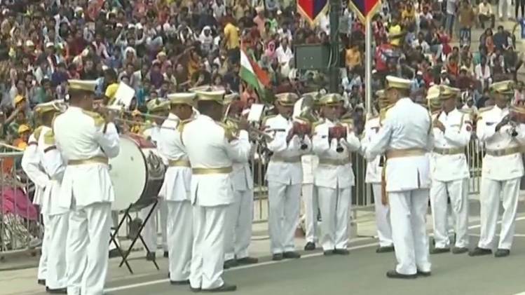 बॉर्डर पर बीटिंग द रिट्रीट (फोटो-ANI)