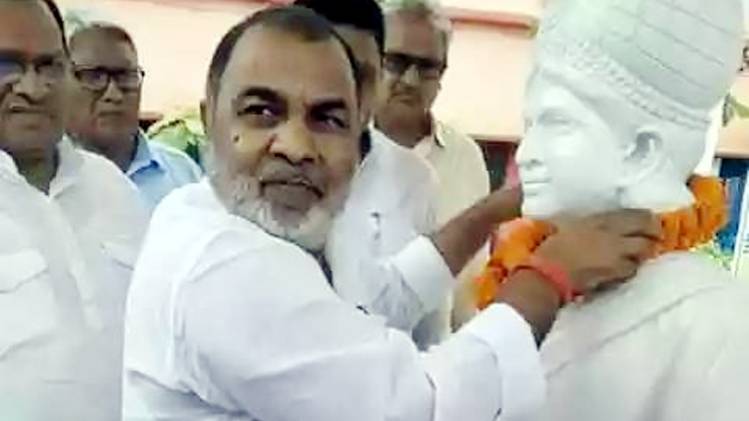 बिहार सरकार में मंत्री बृजकिशोर बिंद 