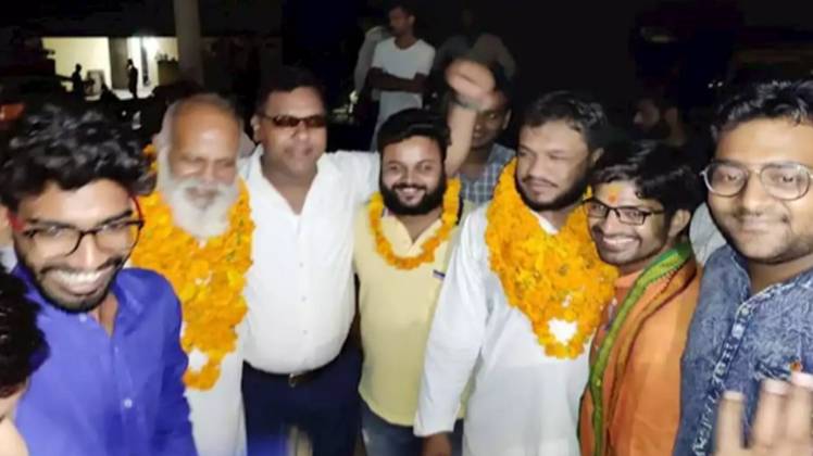 इन मामलों को सियासत में खूब उछाला गया था (फाइल फोटो)