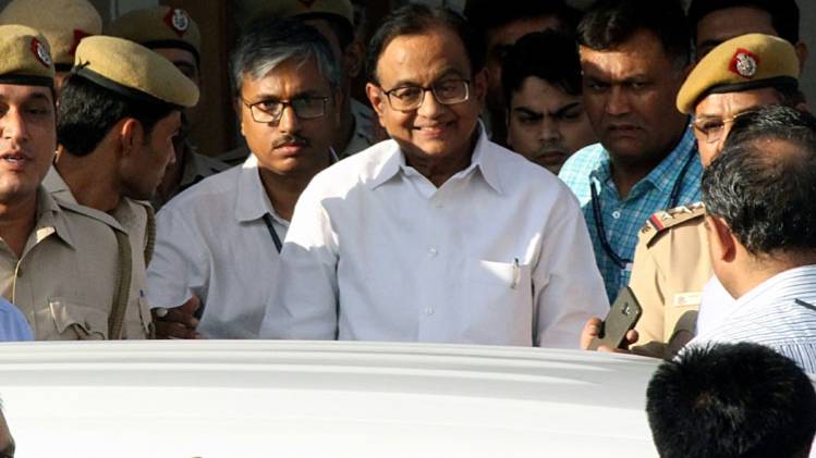 पूर्व वित्त मंत्री पी चिदंबरम (फाइल फोटो-ANI)