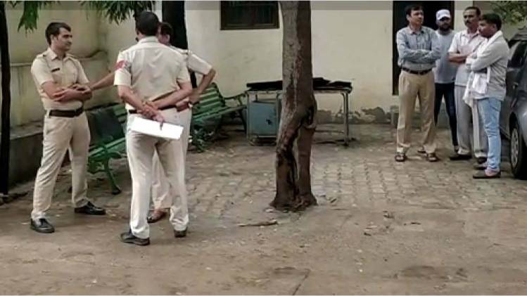 फरुखनगर में एक शख्स की हत्या (फोटो- पुनीत शर्मा)