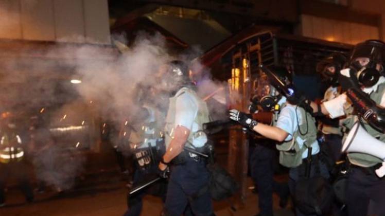 हांगकांग में सुरक्षा कारणों से इस वीकंड पर प्रदर्शन करने पर रोक लगाई गई (फोटो-HKFP)