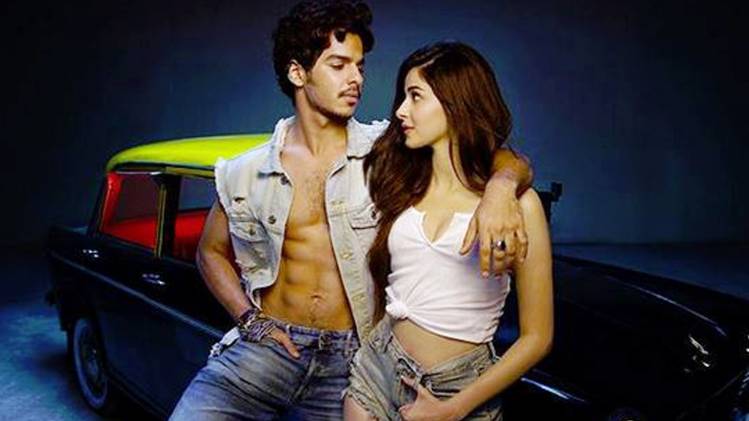 ईशान खट्टर और अनन्या पांडे.