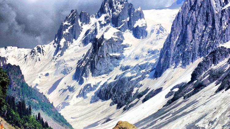 विवादों में ही रहा है जम्मू-कश्मीर का भूगोल. (फाइल फोटो)