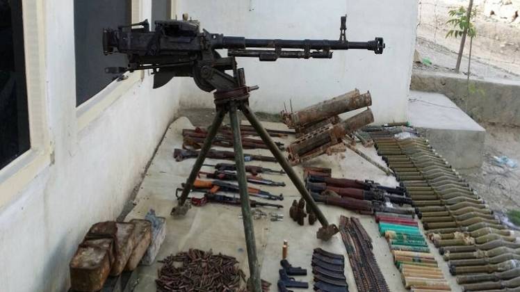 भारत में आतंक फैलाने की तैयारी में पाकिस्तान (प्रतीकात्मक तस्वीर)