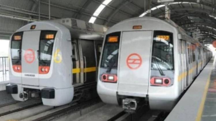दिल्ली मेट्रो के नियम में हुआ बदलाव