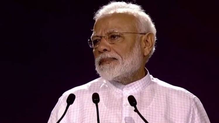 कार्यक्रम में प्रधानमंत्री नरेंद्र मोदी 