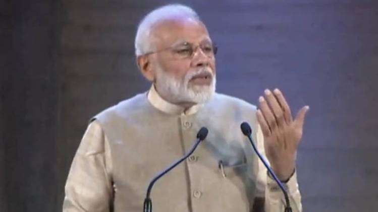 भारतीय समुदाय को संबोधित करते पीएम नरेंद्र मोदी 