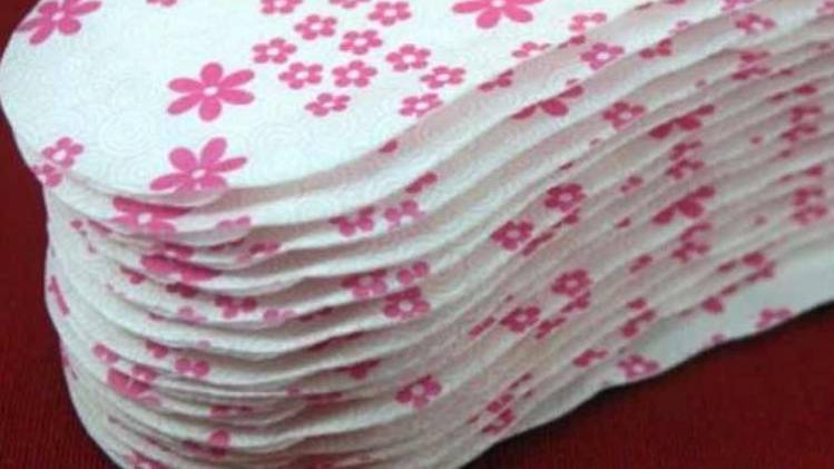 अब भारत एक रुपये में देगी सेनेटरी नैपकिन (ट्विटर)