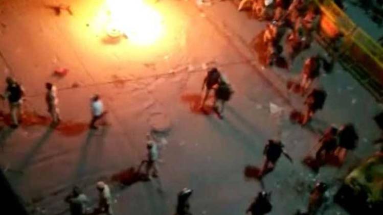 मंदिर तोड़े जाने के विरोध में तुगलकाबाद में बीती रात हुई हिंसा (-IANS)