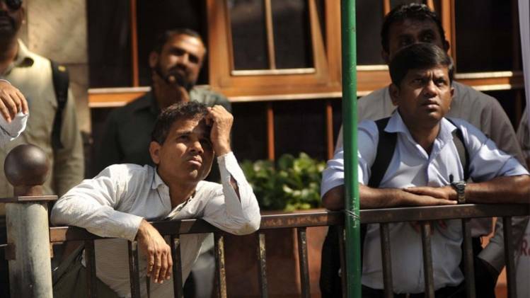 शेयर बाजार में हाहाकार