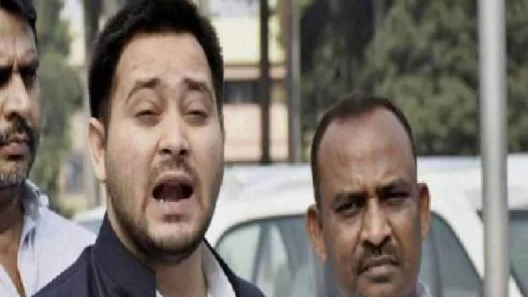 महागठबंधन का नेतृत्व तेजस्वी यादव को सौंपने पर नहीं बन पा रही बात. (फोटो-पीटीआई)