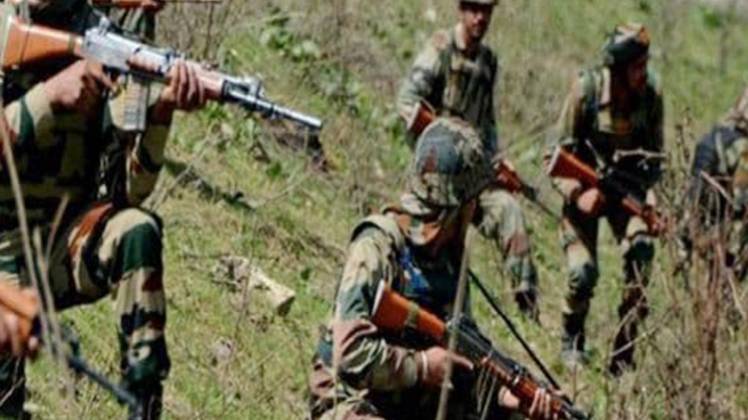 कई घंटे से जारी है मुठभेड़