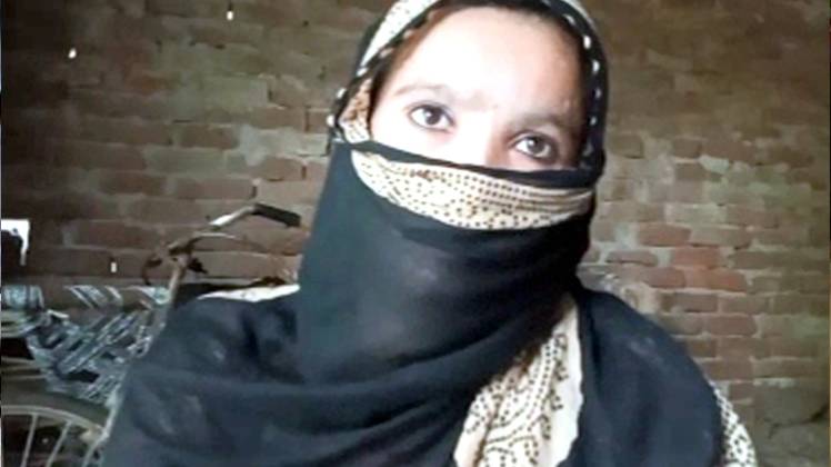 तीन तलाक पीड़‍िता.