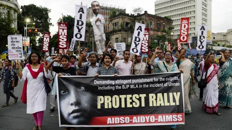 देशभर में उन्नाव मामले पर हो रहा प्रदर्शन (तस्वीर-आईएएनएस)