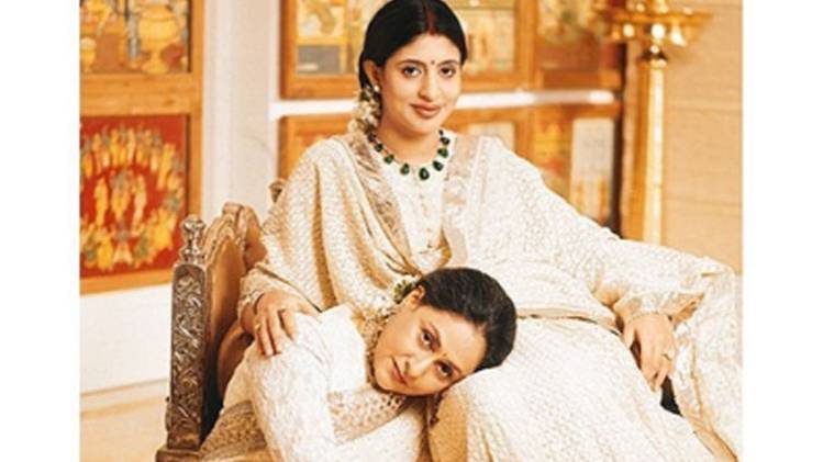 जया बच्चन और श्वेता बच्चन