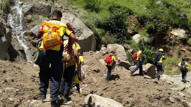 उत्तरकाशी में बचाव अभियान में लगे एसडीआरएफ के कर्मचारी (ANI)