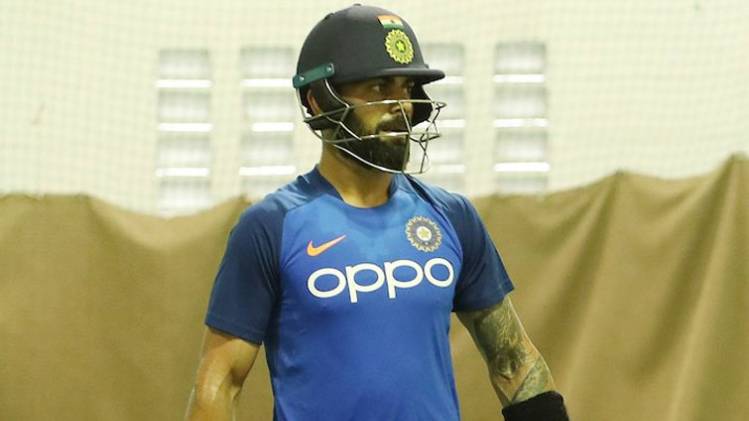 विराट कोहली: इंडोर प्रैक्टिस (BCCI)