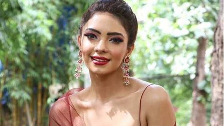 पूजा बनर्जी 