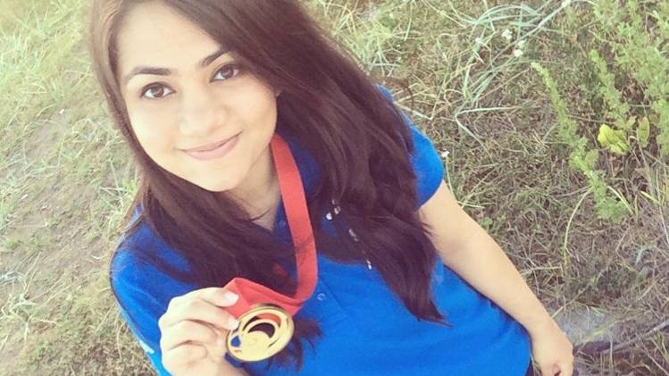 भारतीय शूटर्स अपूर्वी चंदेला (फोटो-@apurvichandela)