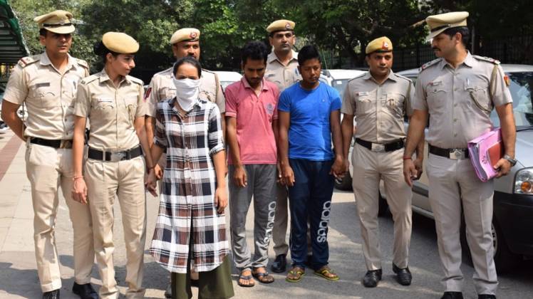 पुलिस की गिरफ्तर में आरोपी