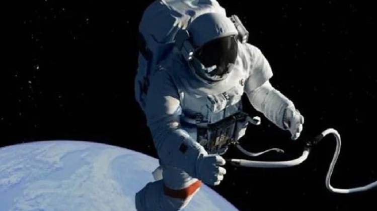 UAE ने अंतरिक्ष में अपना पहला एस्ट्रोनॉट भेजा (प्रतीकात्म फोटो- Aajtak)