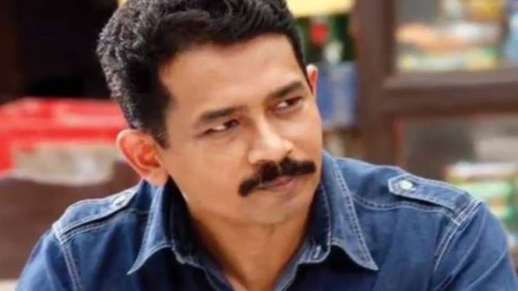 अतुल कुलकर्णी