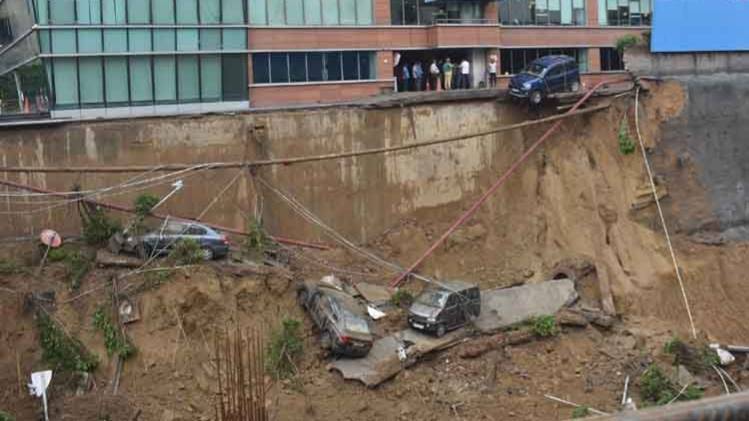 मुंबई में ध्वस्त एक इमारत (फाइल फोटो-IANS)