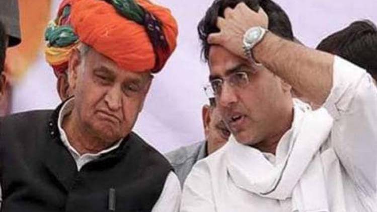 सचिन पायलट गहलोत सरकार में डिप्टी सीएम भी हैं और प्रदेश अध्यक्ष भी. (फाइल फोटो)