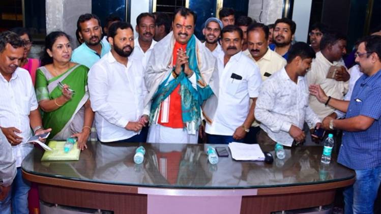 यूपी के डिप्टी सीएम केशव प्रसाद मौर्य