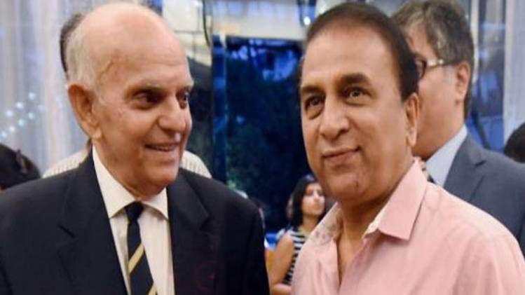 मााधव आप्टे और सुनील गावस्कर (फाइल)