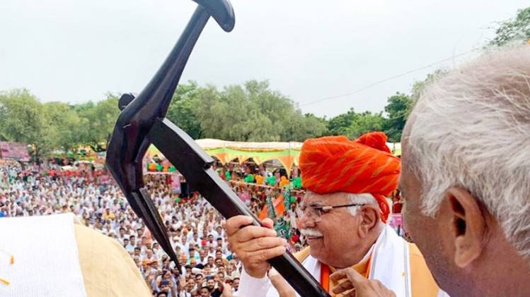 हरियाणा के मुख्यमंत्री मनोहर लाल खट्टर (फाइल-फोटो)