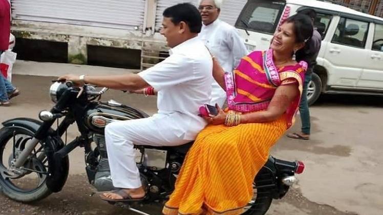 बिना हेलमेट के बाइक चलाने पर ₹200 का चालान कट गया