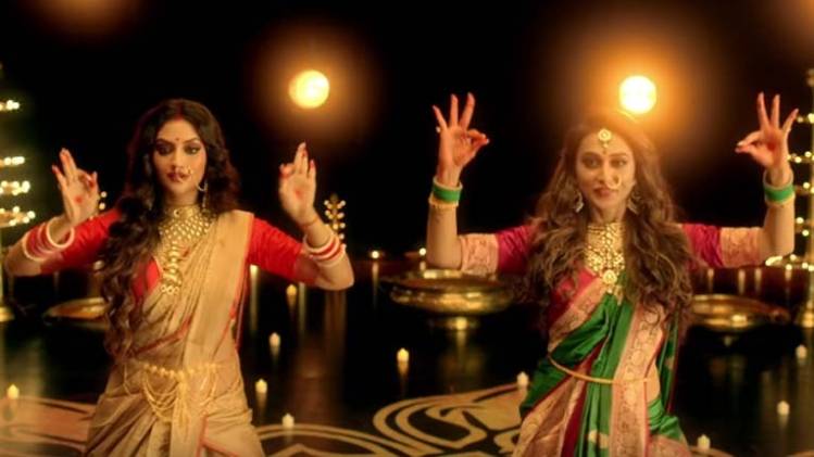 मिमी चक्रबर्ती और नुसरत जहां