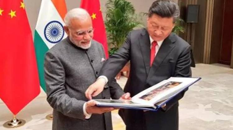 पीएम मोदी और शी जिनपिंग (फाइल फोटो)