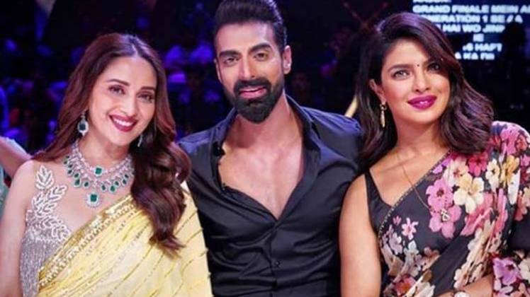 माधुरी दीक्षित, तुषार कालिया और प्रियंका चोपड़ा