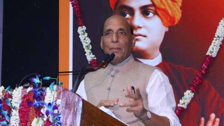 रक्षा मंत्री राजनाथ सिंह (फोटो-IANS)