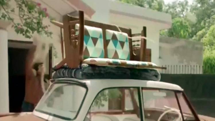 विज्ञापन का एक स्टिल