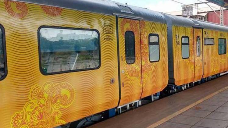 निजी सेक्टर द्वारा कई रूट पर ट्रेन चलाने की है तैयारी 