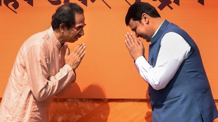 उद्धव ठाकरे और देवेंद्र फडणवीस (फाइल फोटो)