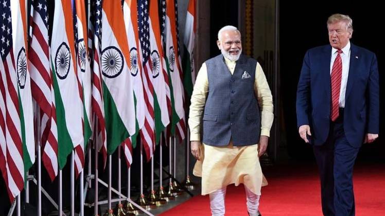 प्रधानमंत्री नरेंद्र मोदी और राष्ट्रपति ट्रंप (फोटो-Twitter/@narendramodi)