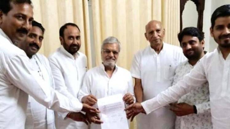 कांग्रेस में शामिल बसपा नेता