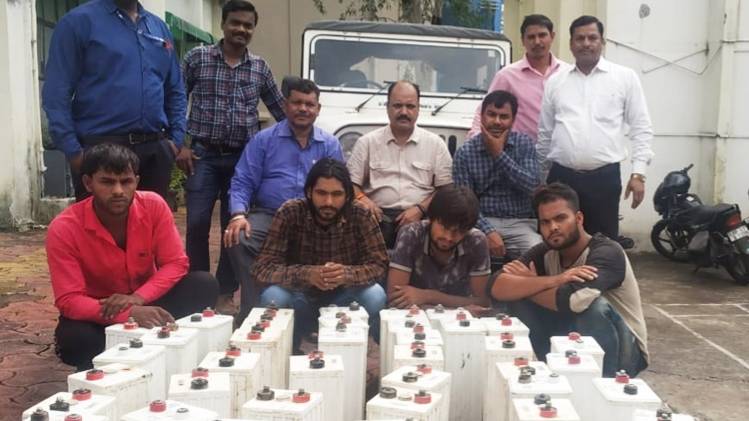 पुलिस के हत्थे चढ़े आरोपी (Photo- Aajtak)