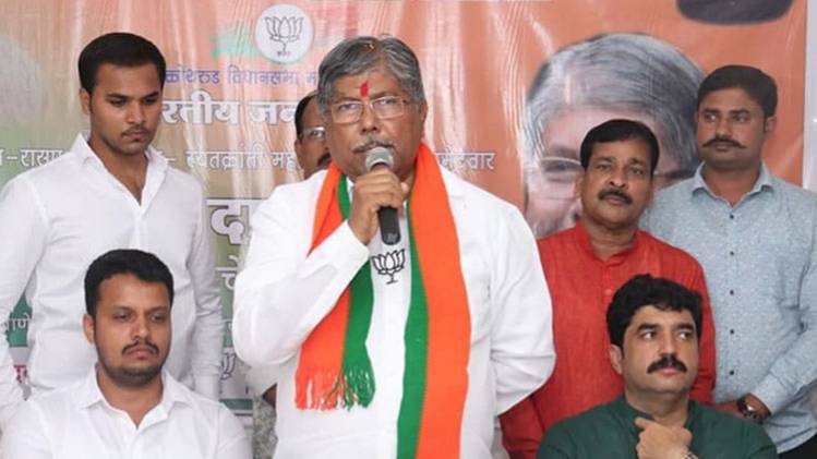 महाराष्ट्र बीजेपी के अध्यक्ष चंद्रकांत पाटिल (फोटो- फेसबुक)